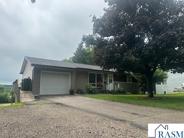 443 S 7th Street St. Peter MN 56082