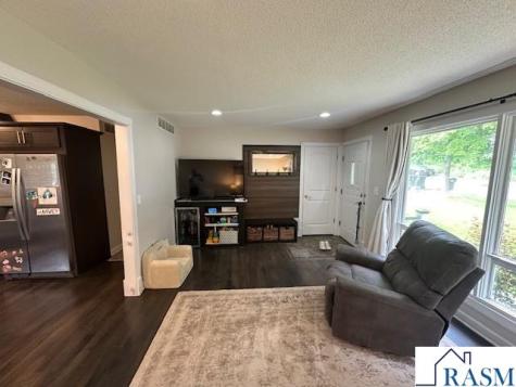 443 S 7th Street St. Peter MN 56082