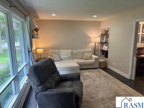 443 S 7th Street St. Peter MN 56082
