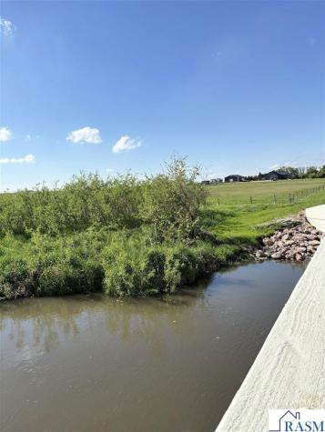 28149 710th Avenue St. James MN 56081