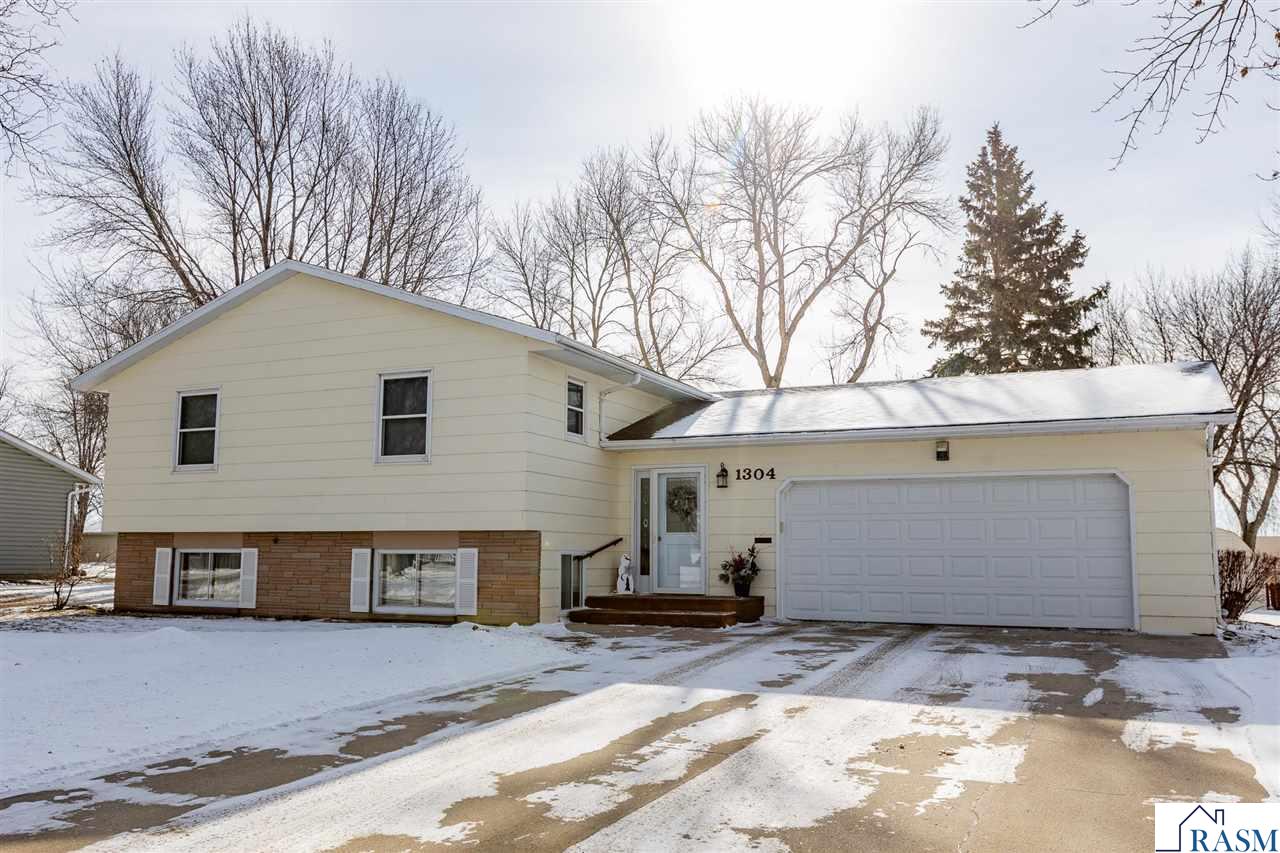 1304 Camelot Court Fairmont MN 56031
