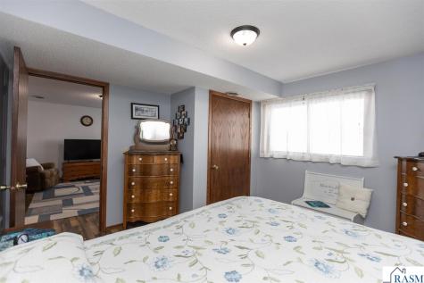 1304 Camelot Court Fairmont MN 56031