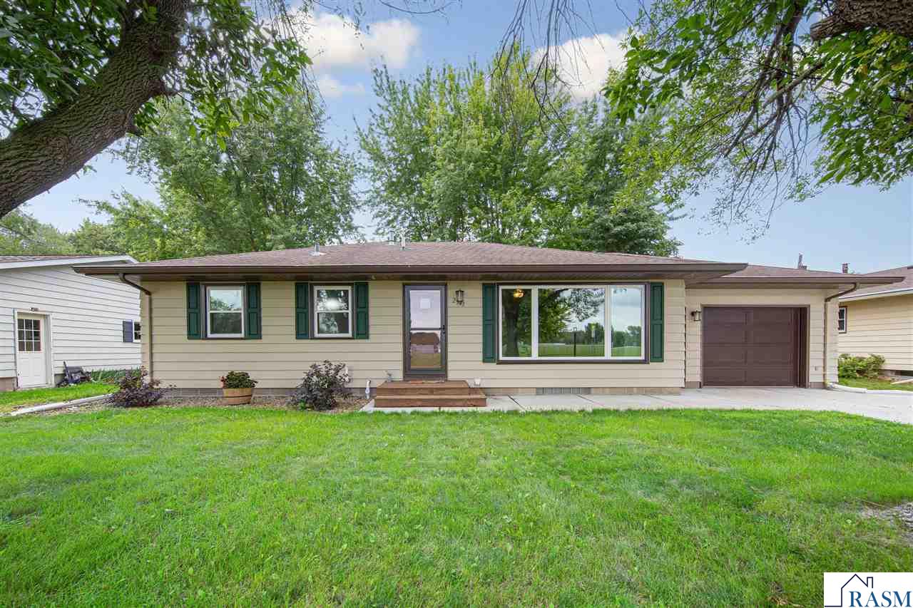 2541 E Main Street Mankato MN 56001