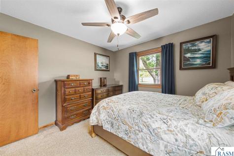 2541 E Main Street Mankato MN 56001