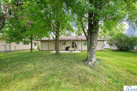 2541 E Main Street Mankato MN 56001