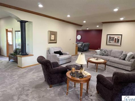 13079 Meadow Creek Drive Searles MN 56073
