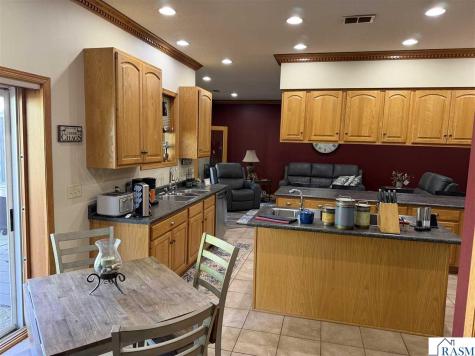 13079 Meadow Creek Drive Searles MN 56073