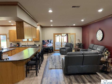 13079 Meadow Creek Drive Searles MN 56073