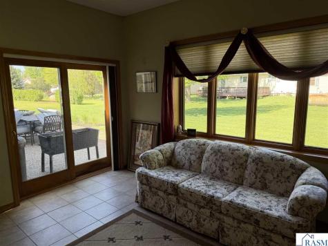 13079 Meadow Creek Drive Searles MN 56073