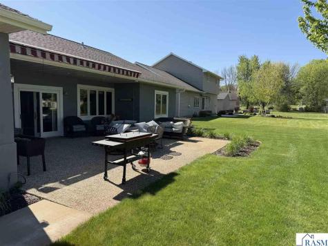 13079 Meadow Creek Drive Searles MN 56073