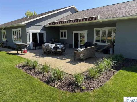 13079 Meadow Creek Drive Searles MN 56073