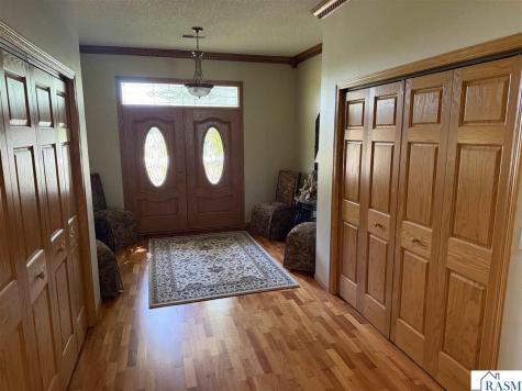 13079 Meadow Creek Drive Searles MN 56073