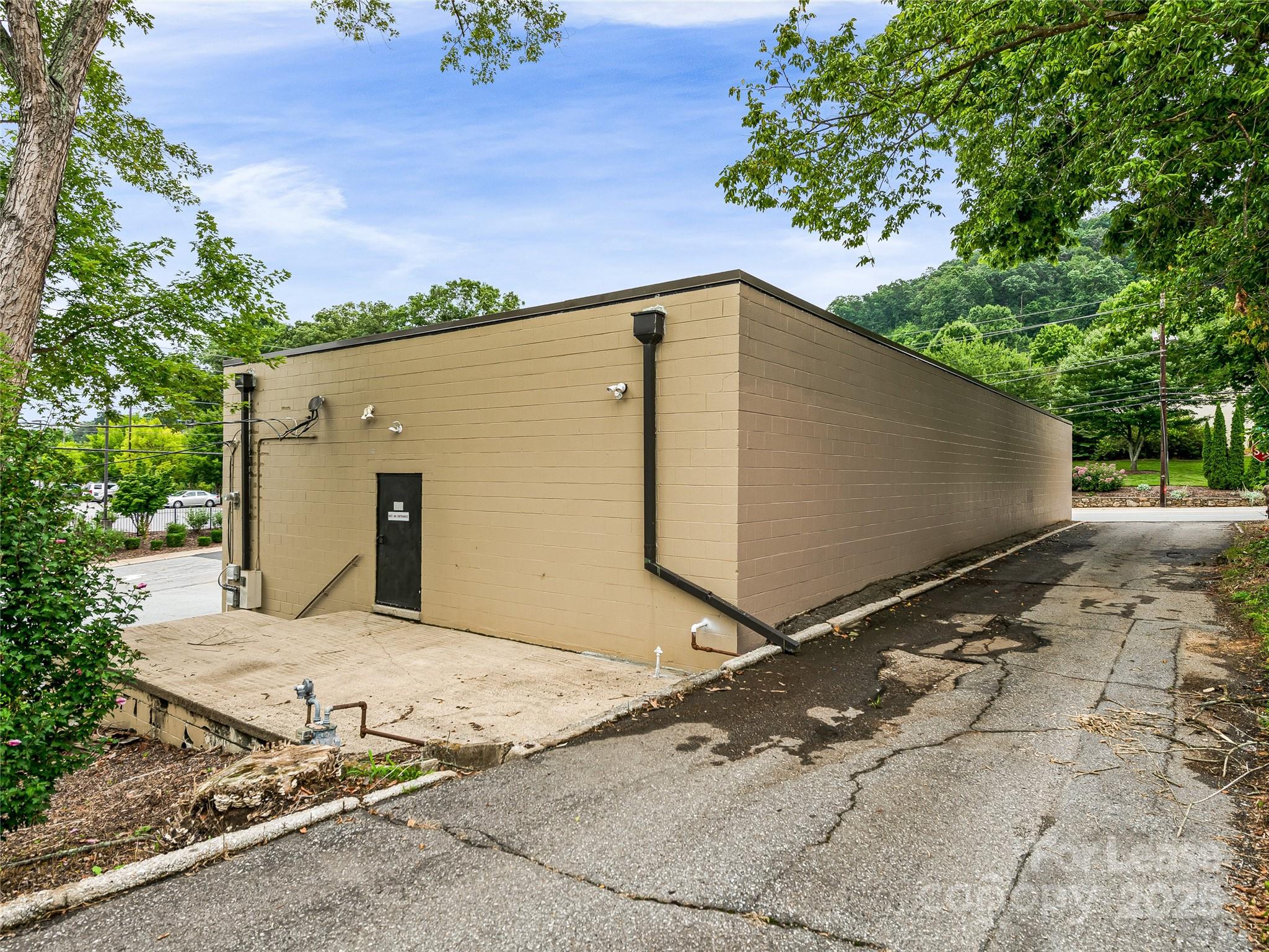 373 Biltmore Avenue Asheville NC 28801