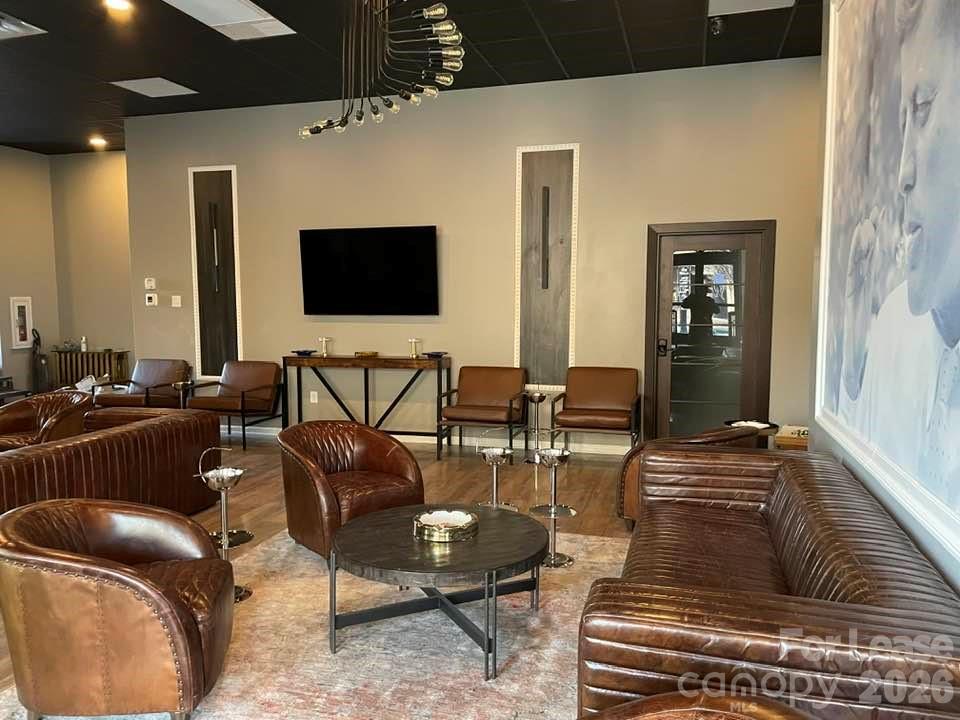 190 W Main Avenue Gastonia NC 28052