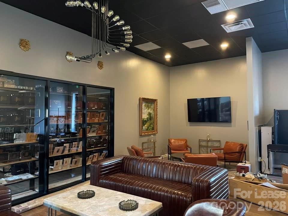 190 W Main Avenue Gastonia NC 28052