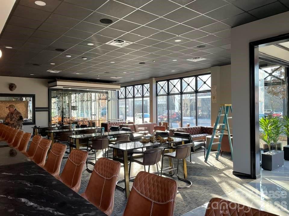 190 W Main Avenue Gastonia NC 28052