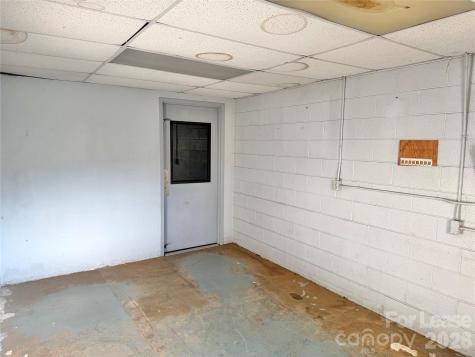 99 Pond Road Asheville NC 28806