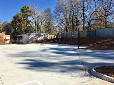 415 E Woodlawn Road Charlotte NC 28209