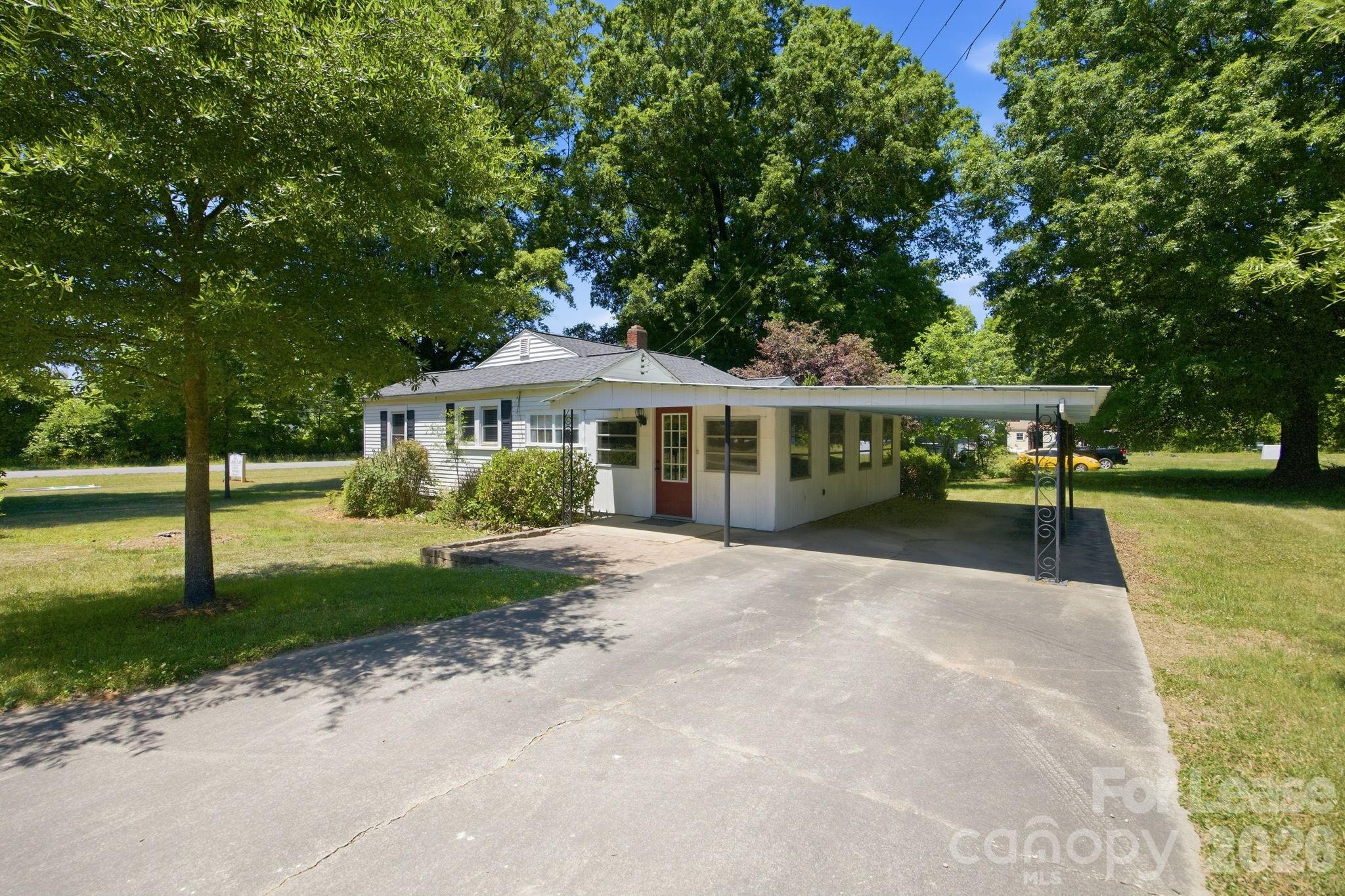 1965 Mecklenburg Highway Mooresville NC 28115