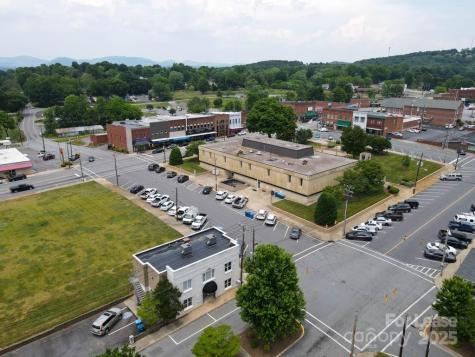 214 Main Avenue Drive Taylorsville NC 28681