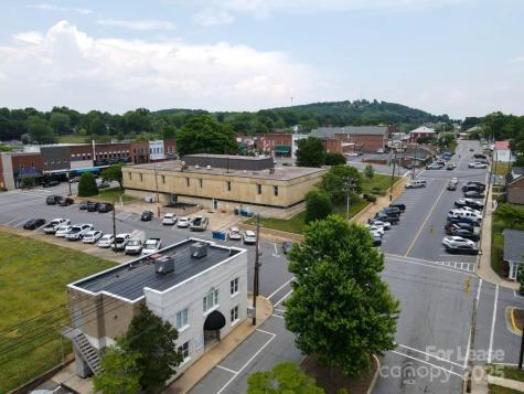 214 Main Avenue Drive Taylorsville NC 28681