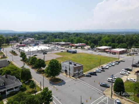 214 Main Avenue Drive Taylorsville NC 28681