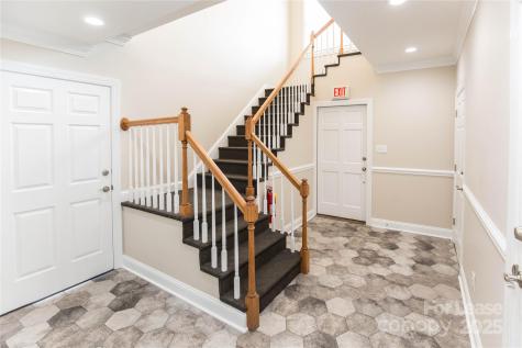 214 Main Avenue Drive Taylorsville NC 28681