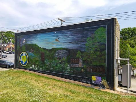 214 Main Avenue Drive Taylorsville NC 28681