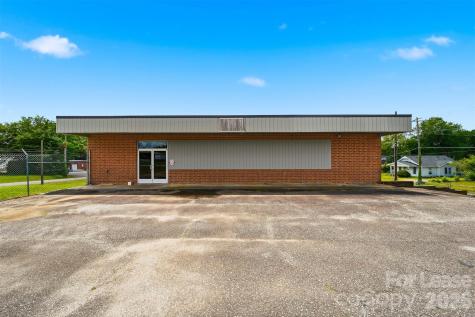 2553 1st Avenue SW Hickory NC 28602