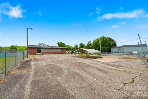 2553 1st Avenue SW Hickory NC 28602