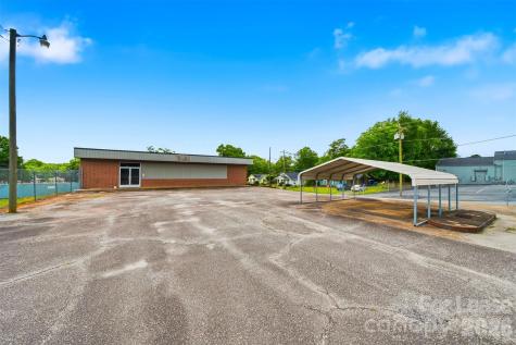 2553 1st Avenue SW Hickory NC 28602