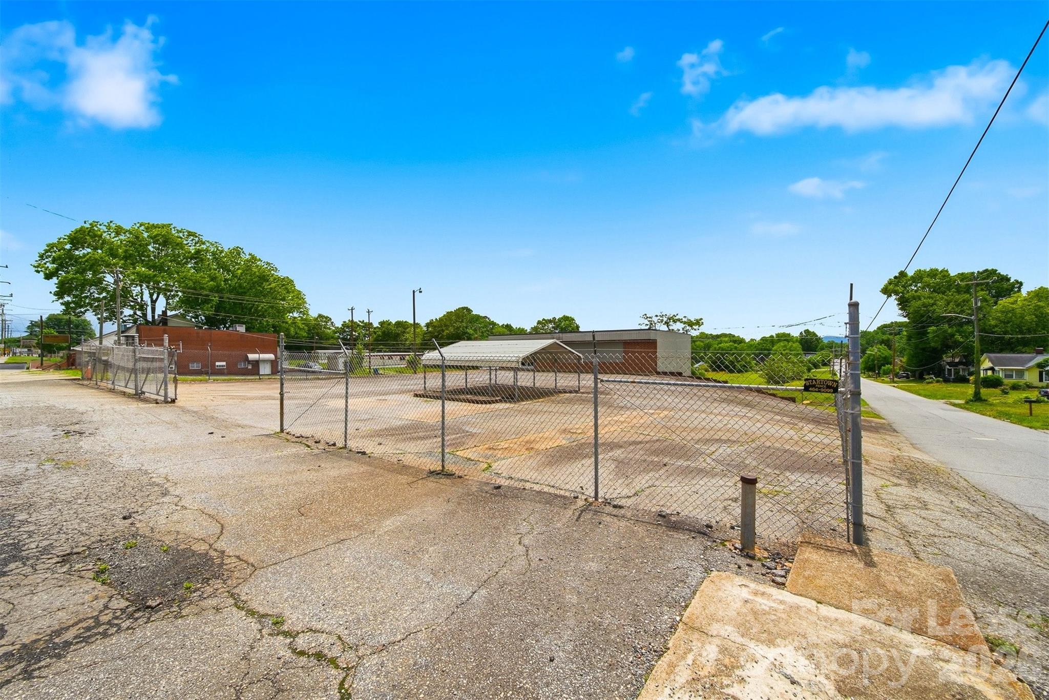 2553 1st Avenue SW Hickory NC 28602