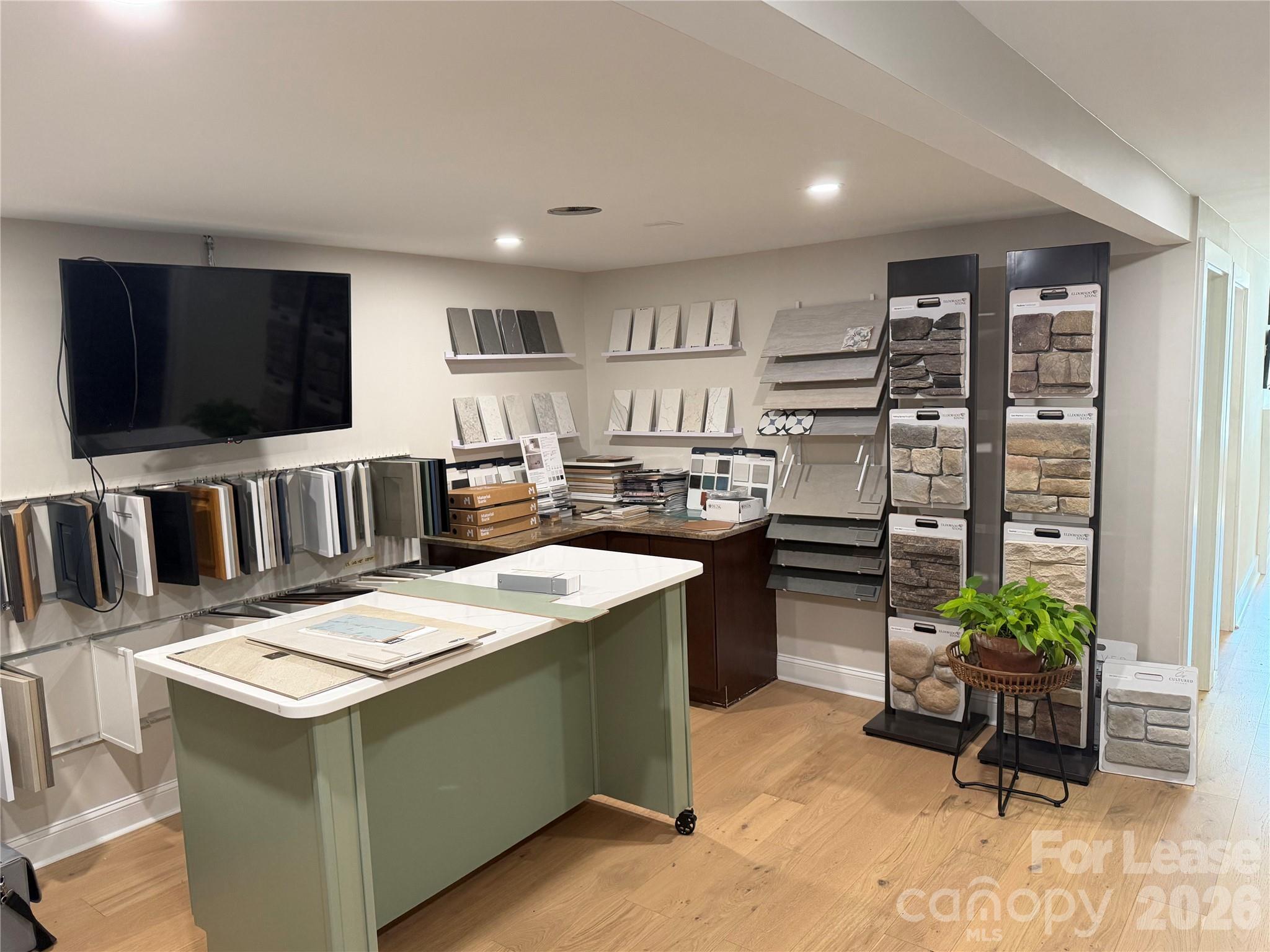 573 Merrimon Avenue Asheville NC 28804