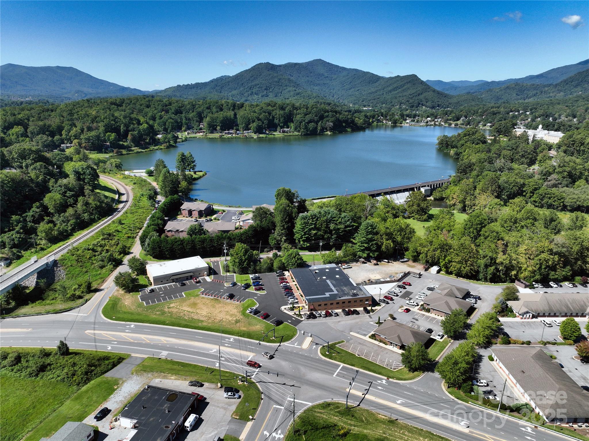 13 Haywood Office Park Waynesville NC 28785