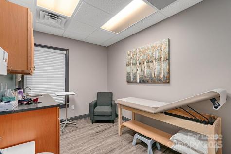 120 Chadwick Square Court Hendersonville NC 28739