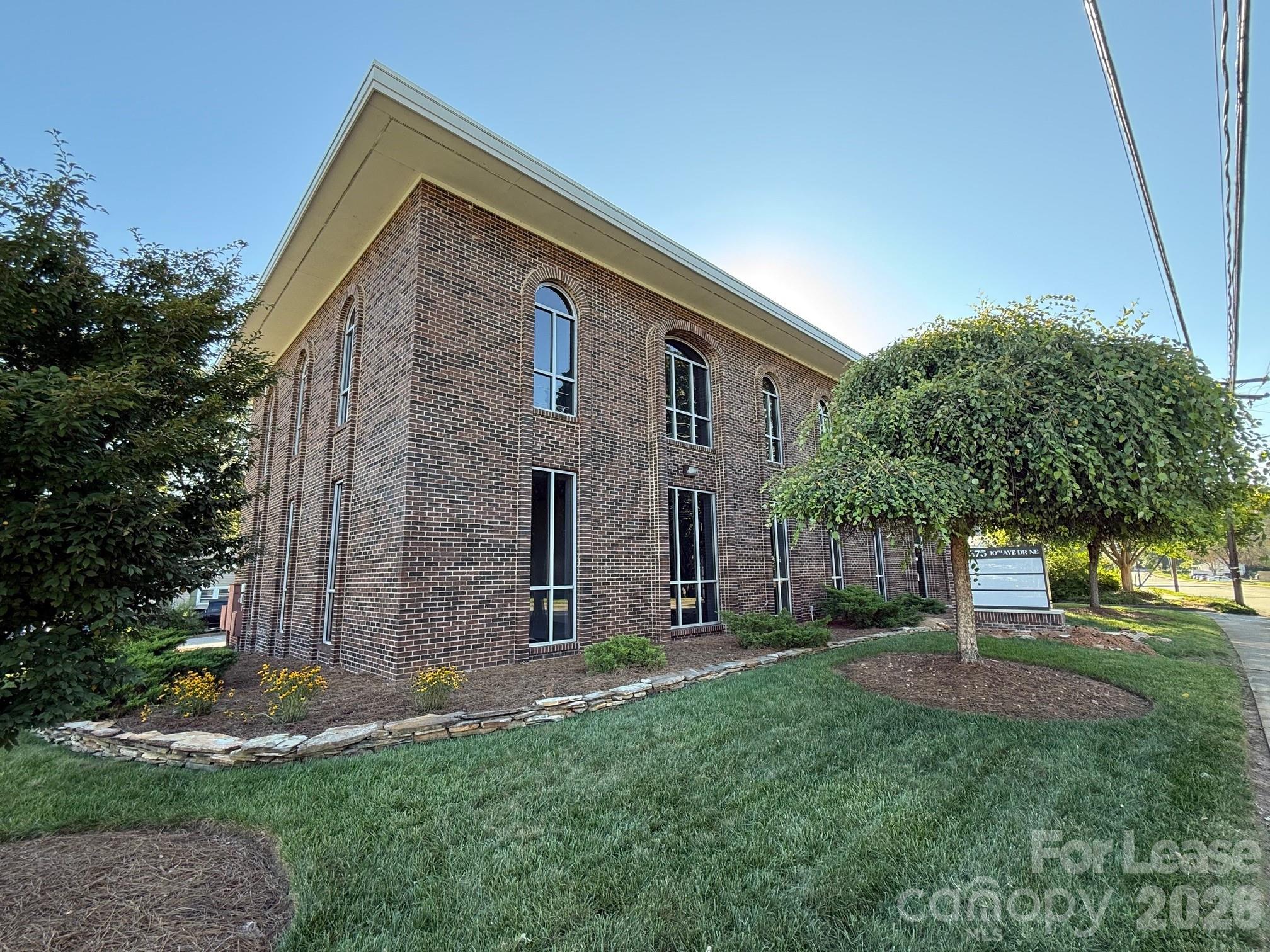 375 10th Avenue Drive NE Hickory NC 28601