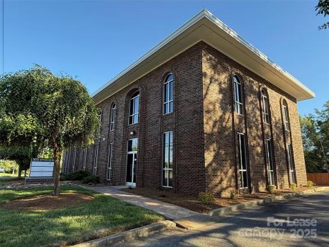 375 10th Avenue Drive NE Hickory NC 28601