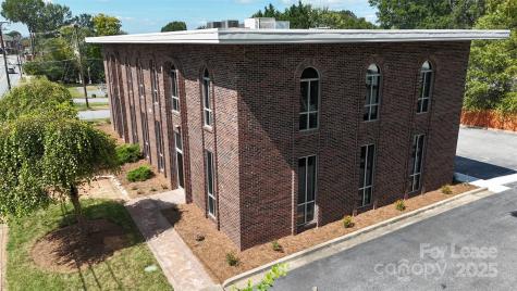 375 10th Avenue Drive NE Hickory NC 28601