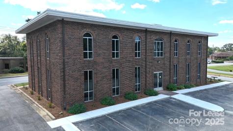 375 10th Avenue Drive NE Hickory NC 28601