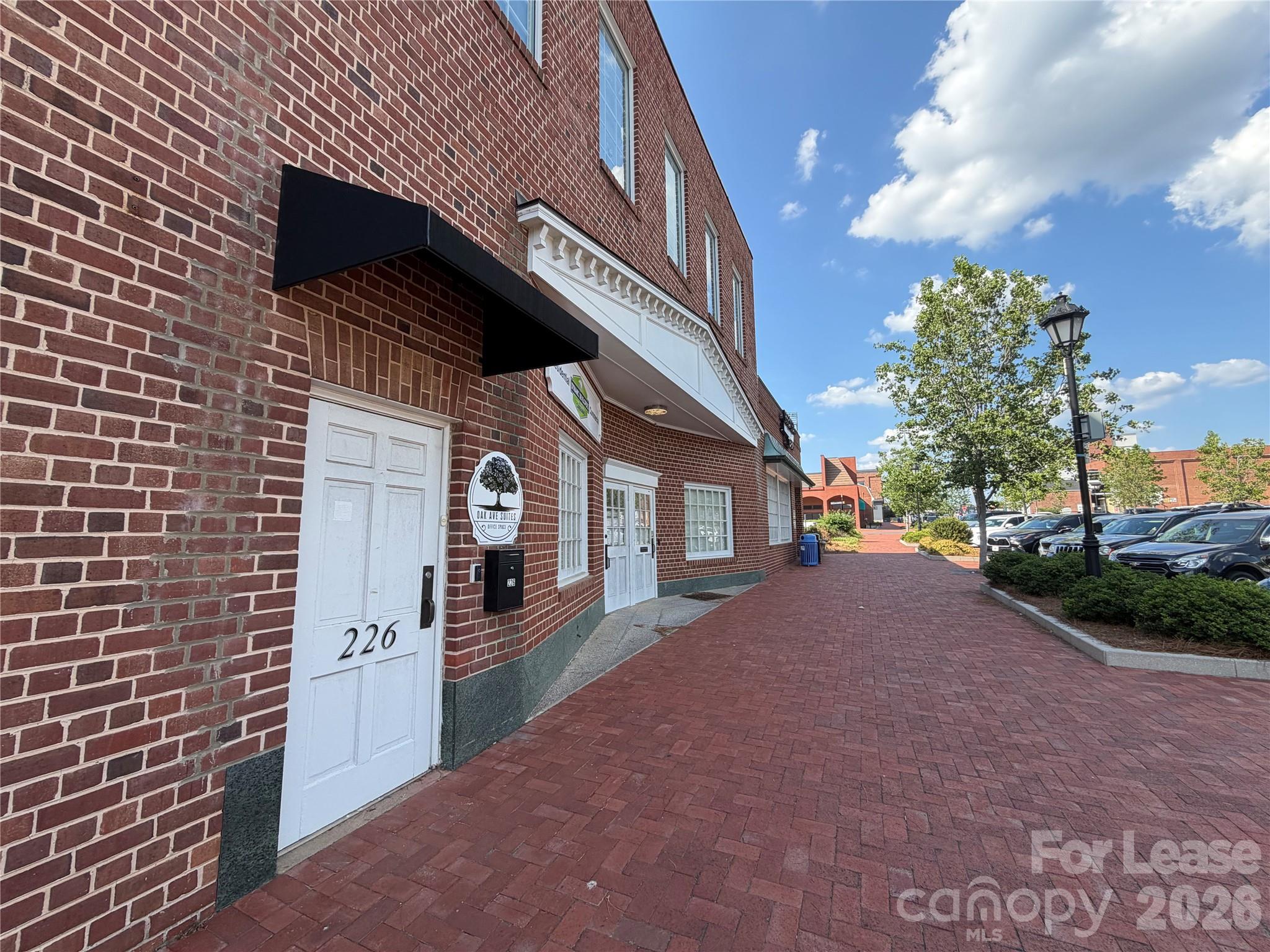 226 Oak Avenue Kannapolis NC 28081