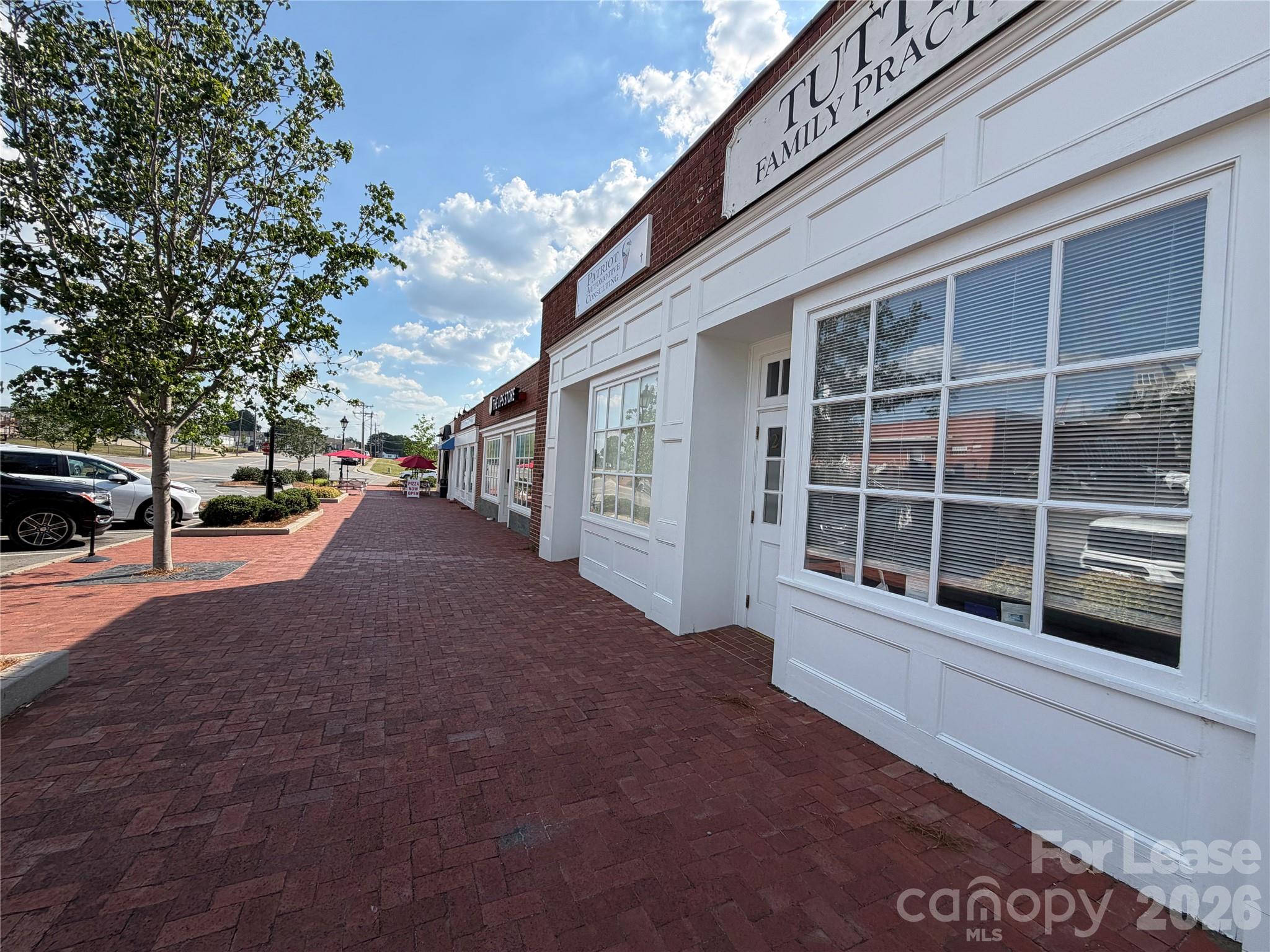 226 Oak Avenue Kannapolis NC 28081