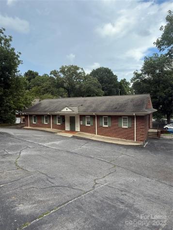 233 SW Main Street Lenoir NC 28645