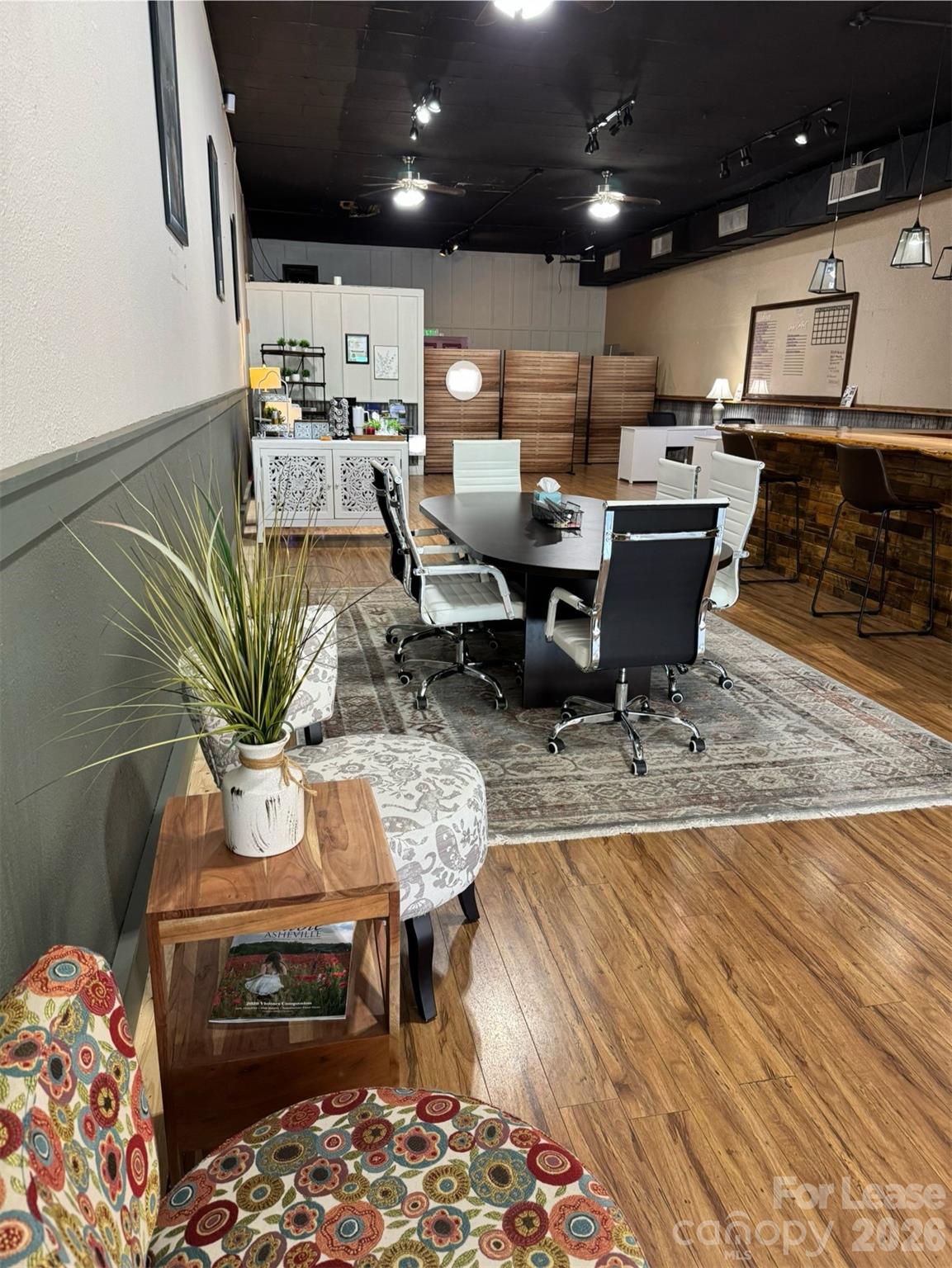 305 N Main Street N Hendersonville NC 28792
