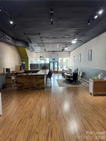305 N Main Street N Hendersonville NC 28792