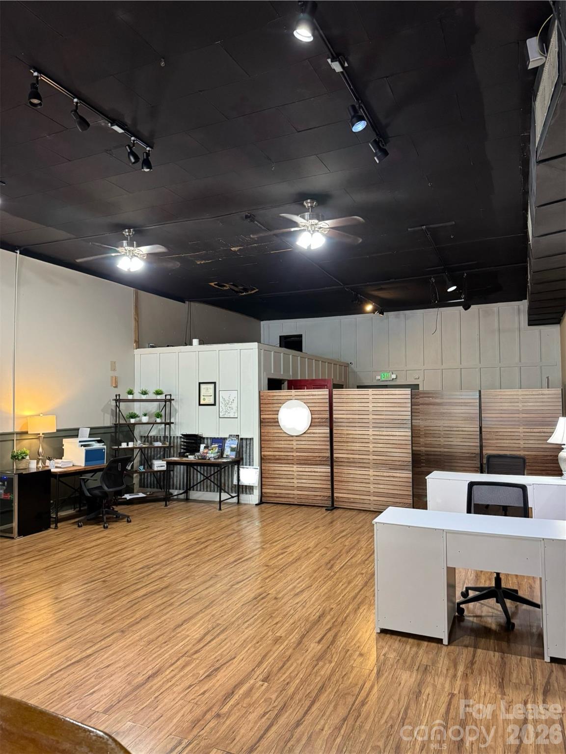 305 N Main Street N Hendersonville NC 28792