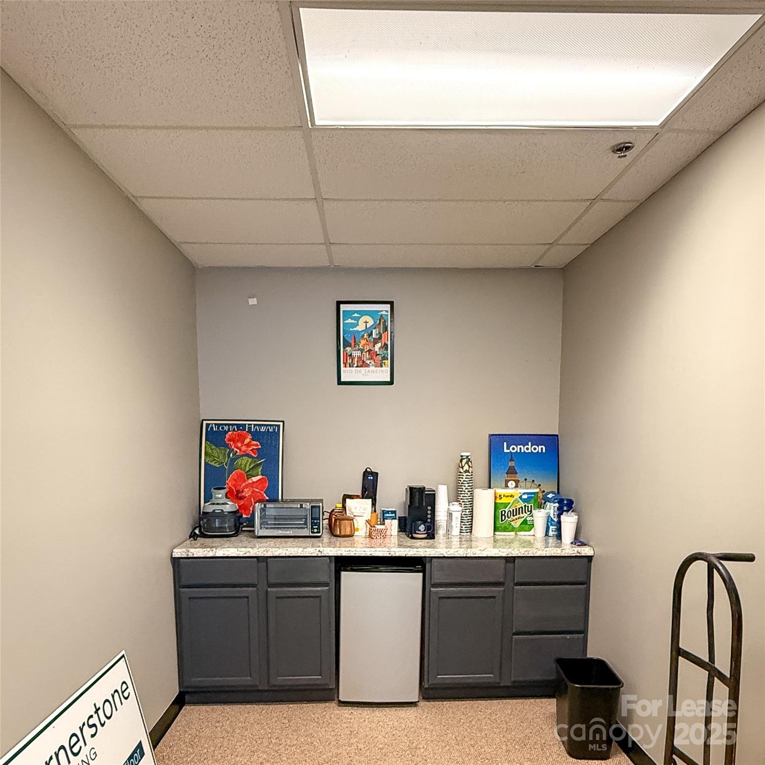 246 Union Square Hickory NC 28601