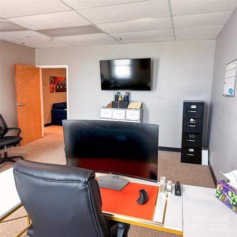 246 Union Square Hickory NC 28601