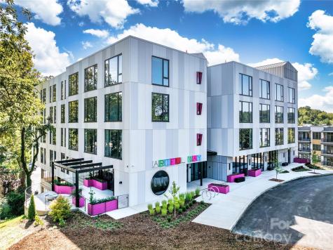 31 Artful Way Asheville NC 28801