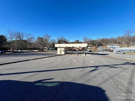 15 W Main Avenue Taylorsville NC 28681