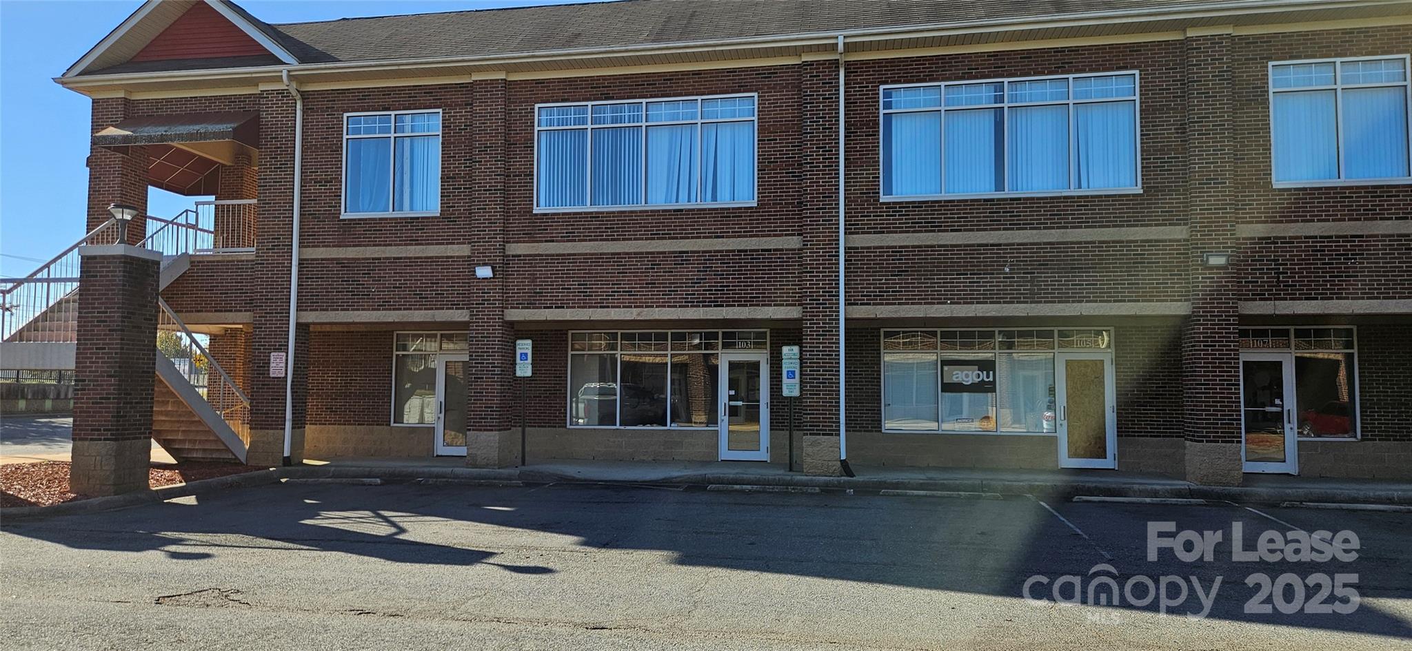 7925 N Tryon Street Charlotte NC 28262